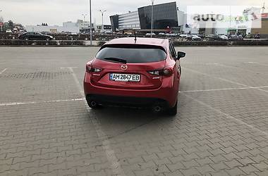 Хетчбек Mazda 3 2017 в Житомирі