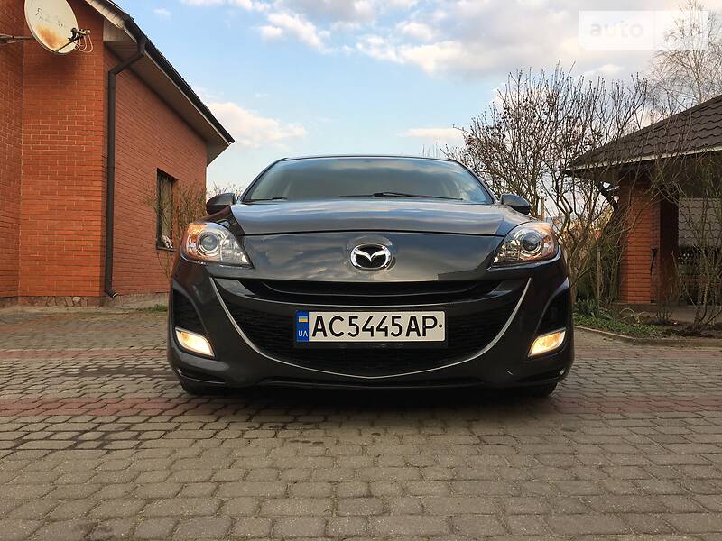 Хетчбек Mazda 3 2011 в Луцьку