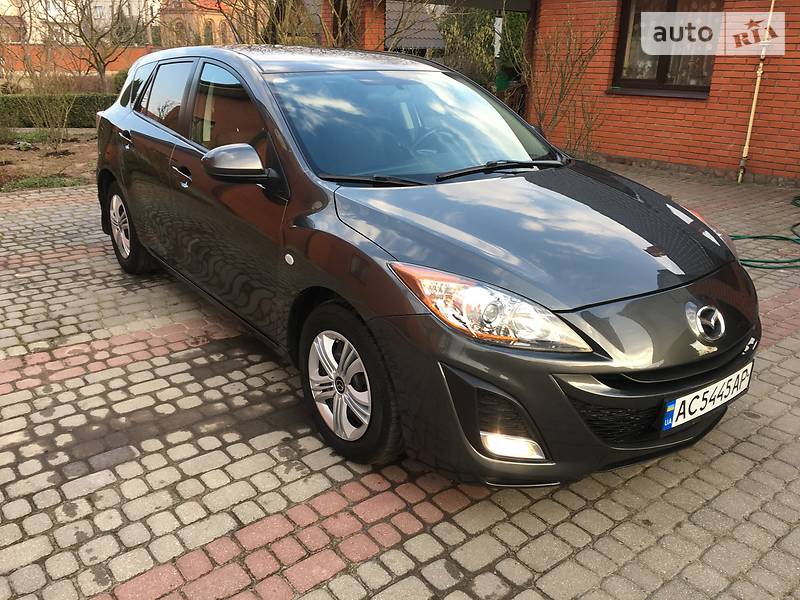 Хетчбек Mazda 3 2011 в Луцьку