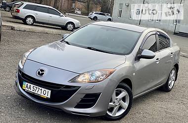 Седан Mazda 3 2011 в Києві