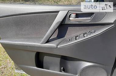 Хетчбек Mazda 3 2011 в 