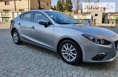 Седан Mazda 3 2015 в 
