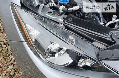 Седан Mazda 3 2015 в 