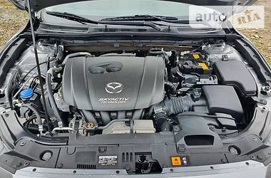 Седан Mazda 3 2015 в 