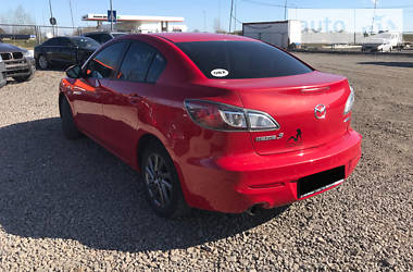 Седан Mazda 3 2013 в 