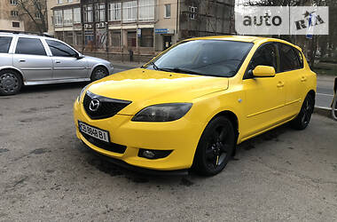 Хетчбек Mazda 3 2004 в 