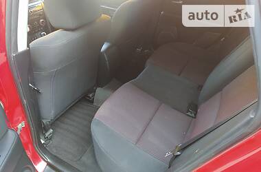 Хетчбек Mazda 3 2004 в 