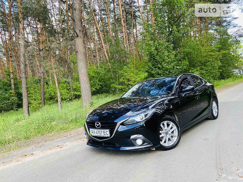 Седан Mazda 3 2013 в Харкові