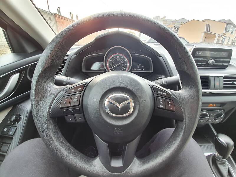 Седан Mazda 3 2014 в Києві