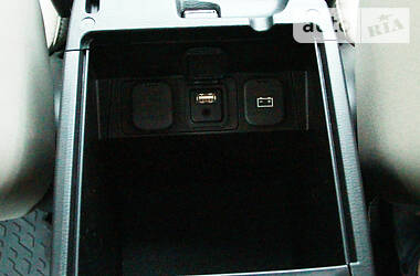 Хетчбек Mazda 3 2014 в 