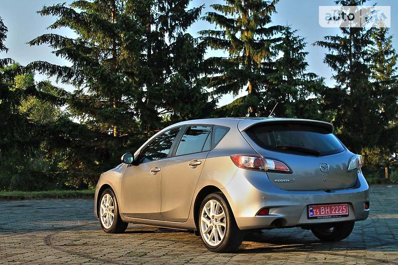 Хетчбек Mazda 3 2012 в Дубні