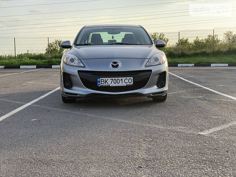 Седан Mazda 3 2011 в Рівному