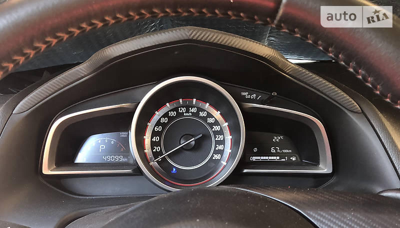 Седан Mazda 3 2015 в Киеве