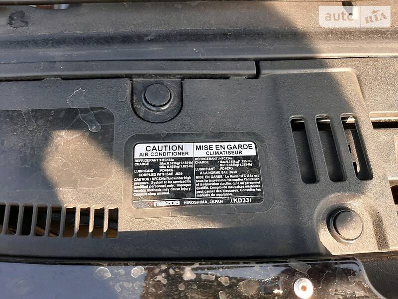 Седан Mazda 3 2017 в Дніпрі