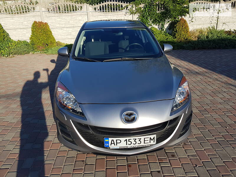 Седан Mazda 3 2011 в Запоріжжі
