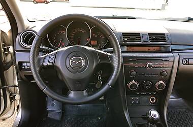 Седан Mazda 3 2005 в Киеве