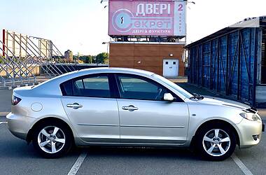 Седан Mazda 3 2005 в Киеве