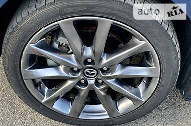 Седан Mazda 3 2017 в 