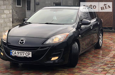 Хетчбек Mazda 3 2011 в 