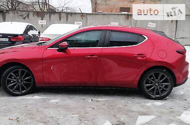 Хэтчбек Mazda 3 2019 в Киеве