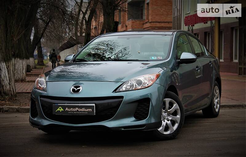 Седан Mazda 3 2011 в Николаеве