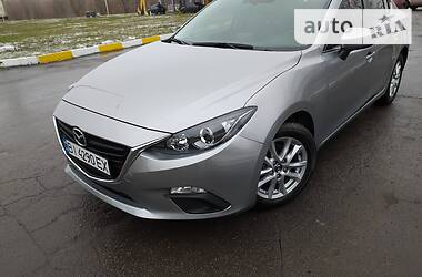 Седан Mazda 3 2016 в Полтаве