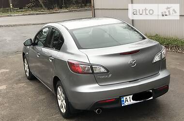 Седан Mazda 3 2009 в Киеве