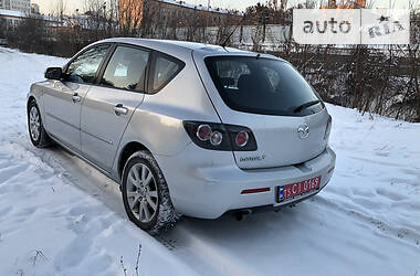 Хэтчбек Mazda 3 2008 в Луцке