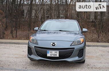 Хэтчбек Mazda 3 2013 в Днепре