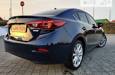 Седан Mazda 3 2014 в Стрые