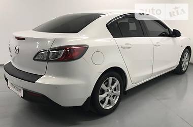 Седан Mazda 3 2010 в Киеве