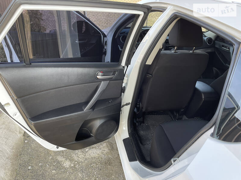 Хэтчбек Mazda 3 2011 в Виннице