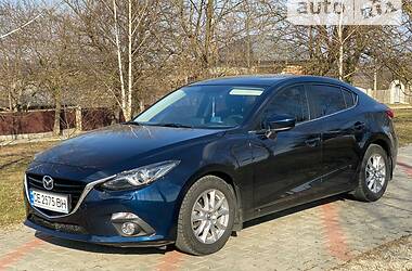 Седан Mazda 3 2016 в Черновцах