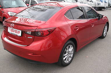 Седан Mazda 3 2017 в Киеве