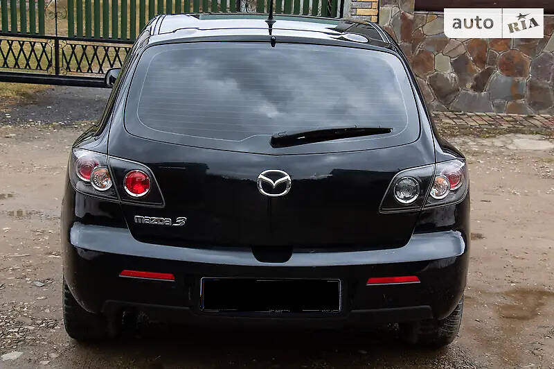 Хетчбек Mazda 3 2006 в Івано-Франківську