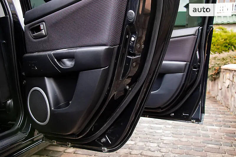 Хетчбек Mazda 3 2006 в Івано-Франківську