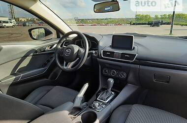 Седан Mazda 3 2016 в Виннице