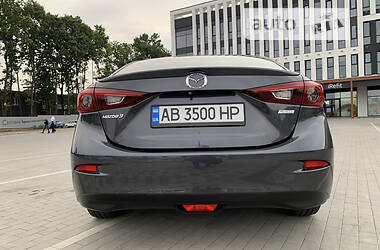 Седан Mazda 3 2014 в Виннице