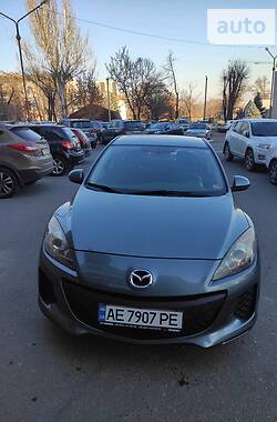 Седан Mazda 3 2012 в Каменском