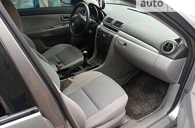 Хэтчбек Mazda 3 2004 в Первомайске