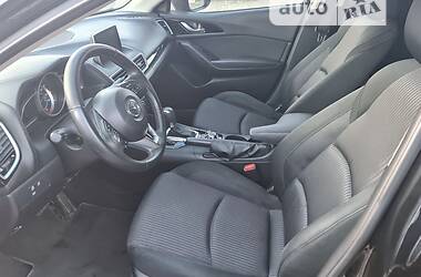 Седан Mazda 3 2015 в Херсоне