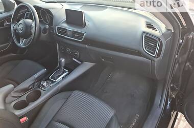 Седан Mazda 3 2015 в Херсоне