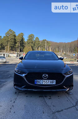 Седан Mazda 3 2019 в Львове