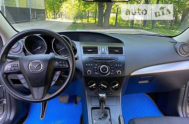 Седан Mazda 3 2013 в Днепре