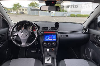 Хэтчбек Mazda 3 2008 в Черновцах