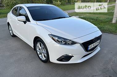 Седан Mazda 3 2015 в Первомайске