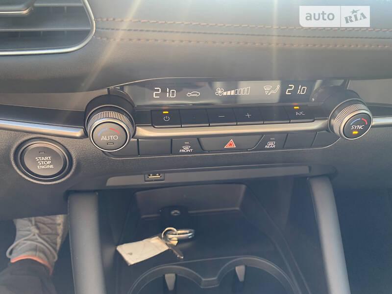 Седан Mazda 3 2021 в Кропивницком