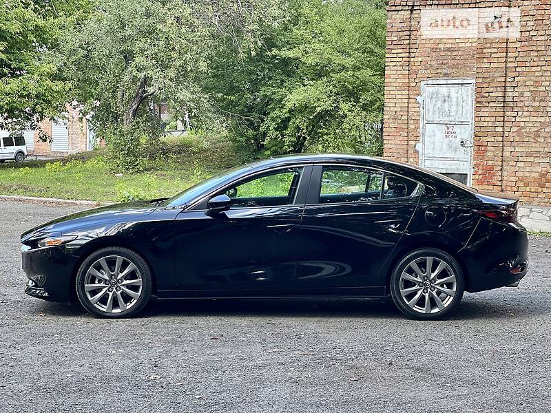 Седан Mazda 3 2020 в Киеве