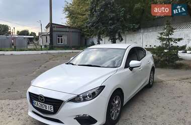 Седан Mazda 3 2015 в Києві