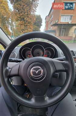 Седан Mazda 3 2007 в Лубнах